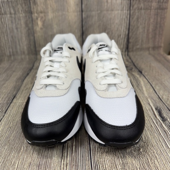 Nike Air Max 1 Essential Summit White/Black Mens sizes FZ5808-101 - Picture 4 of 8
